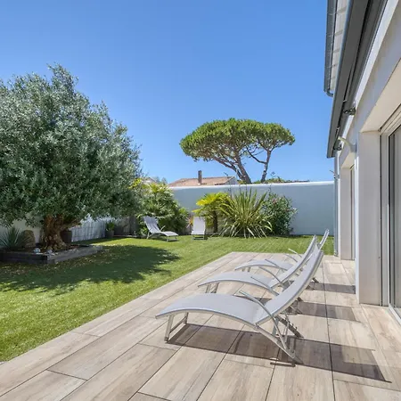 2000 Les Grenadines *
